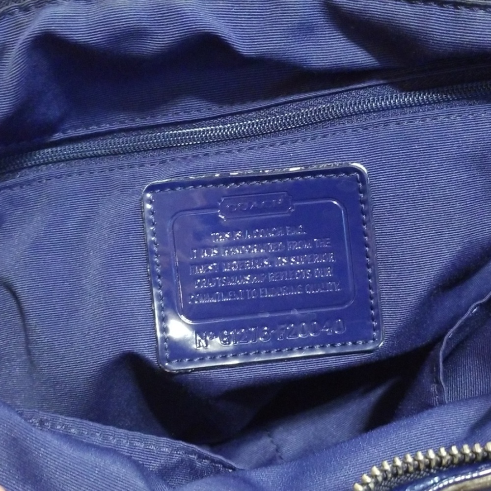 Coach Tote - Picture 3 of 6